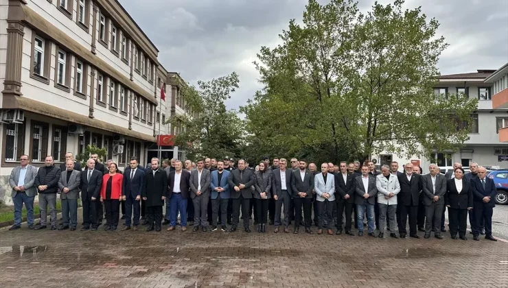 Düzce’nin Gölyaka İlçesinde 19 Ekim Muhtarlar Günü Töreni Düzenlendi