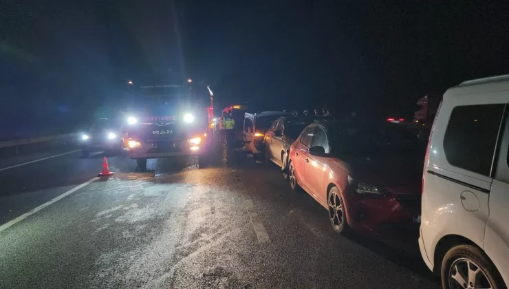 Düzce’de Zincirleme Trafik Kazası: 8 Yaralı